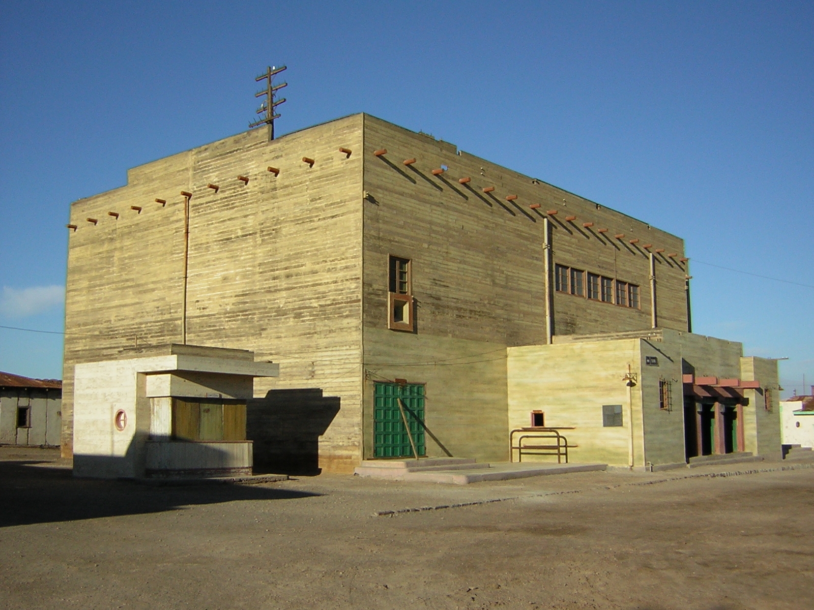 Salitreras de Humberstone y Santa Laura