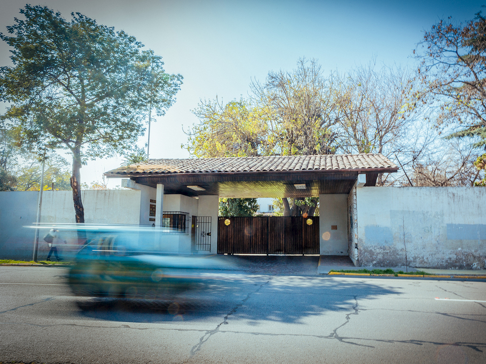 Fachada de la ex Casa Presidencial de Tomás Moro donde residió Salvador Allende.