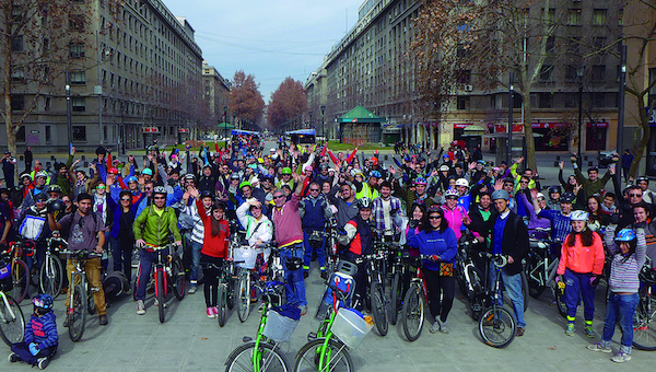 Agrupaciones de ciclistas también participan en el Día del Patrimonio Cultural.