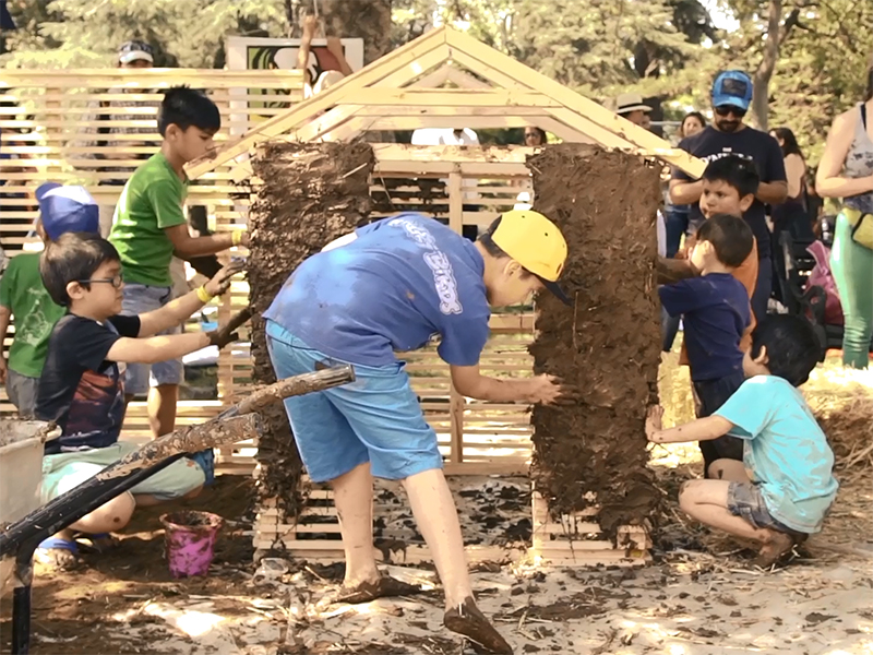 Niñas y niños participaron del Día del Patrimonio a través de juegos y tradiciones. Niñas y niños participaron del Día del Patrimonio a través de juegos y tradiciones.