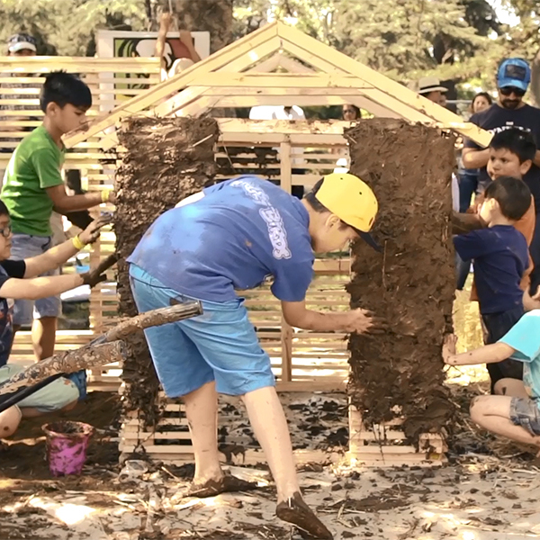 Niñas y niños participaron del Día del Patrimonio a través de juegos y tradiciones.