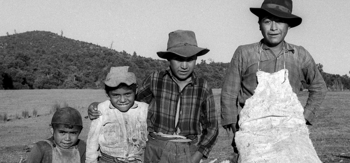 Niños mapuche de Los Lolocos. 1961.